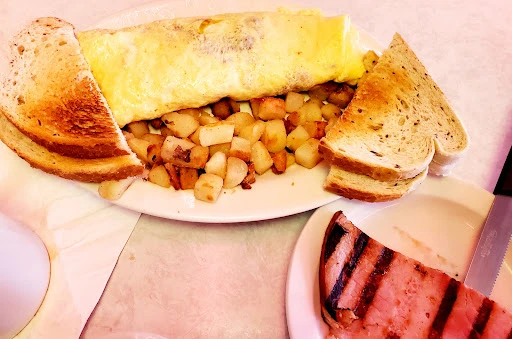 Plum Crazy Diner 2002